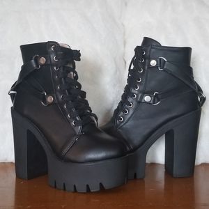 Chunky Black Boots
